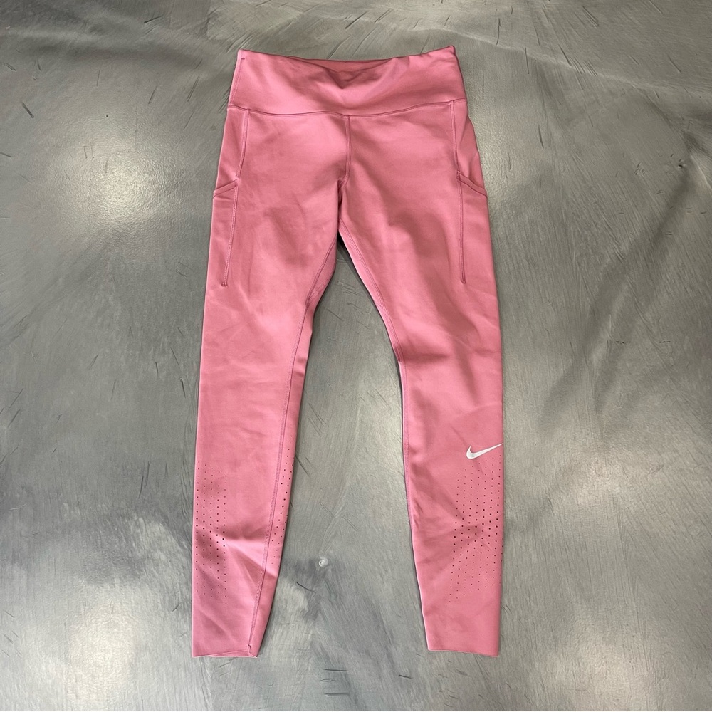 NWOT Nike Workout Leggings